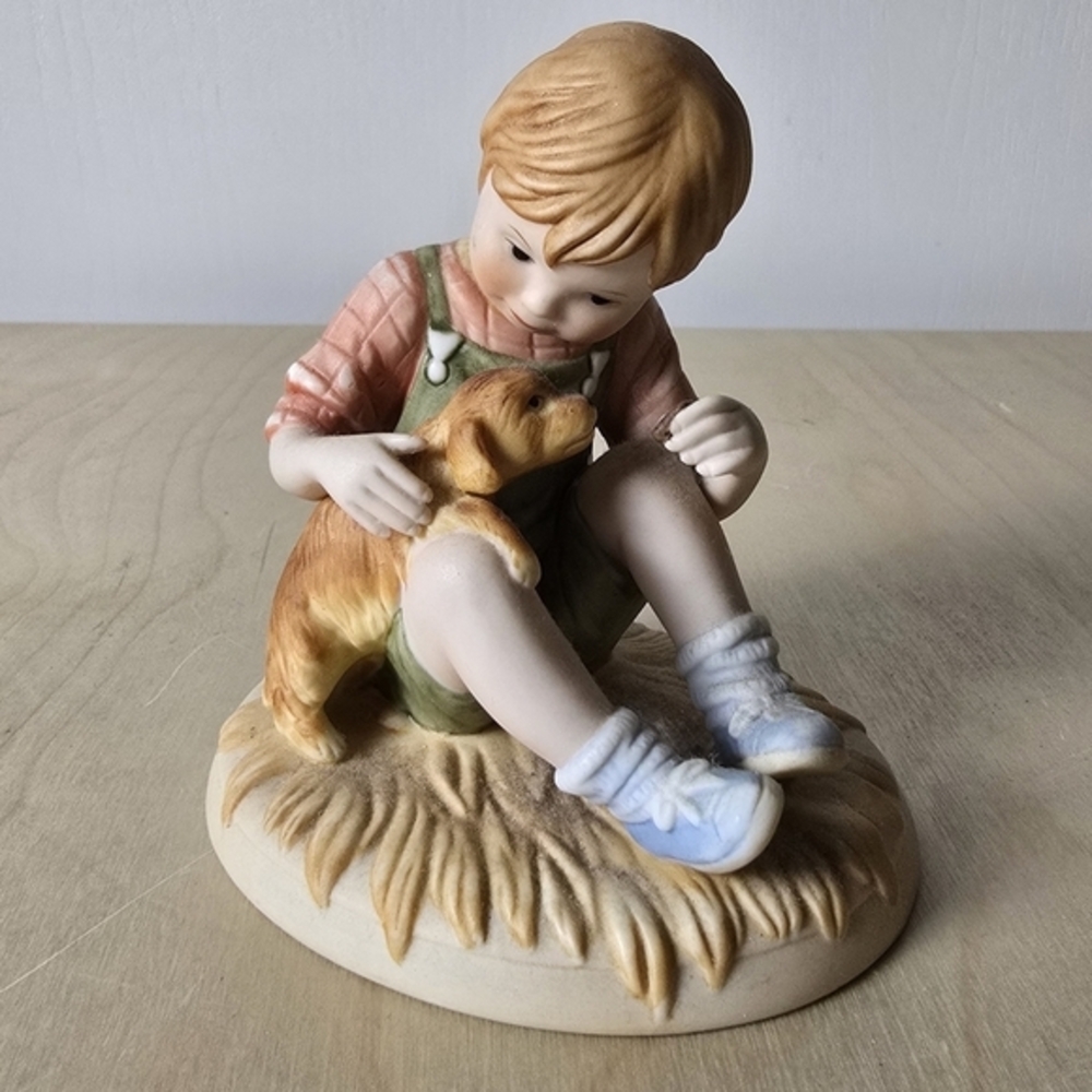 Lenox Fine Porcelain Days of the Week Fridays Child is Loving and Giving